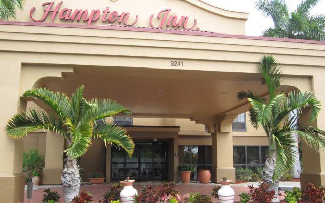 Hampton Inn Fort Myers-Airport & I-75