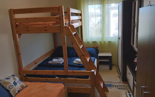 FREE PARKING - Tisza-parti Napfény Apartman