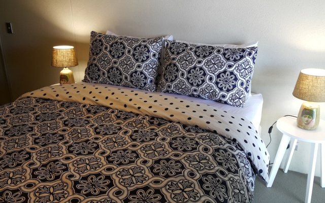 Wellington Central Waterfront Apartment – Guest Rooms – Wellington