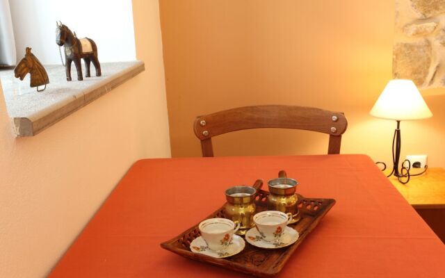 Stoes Traditional Suites