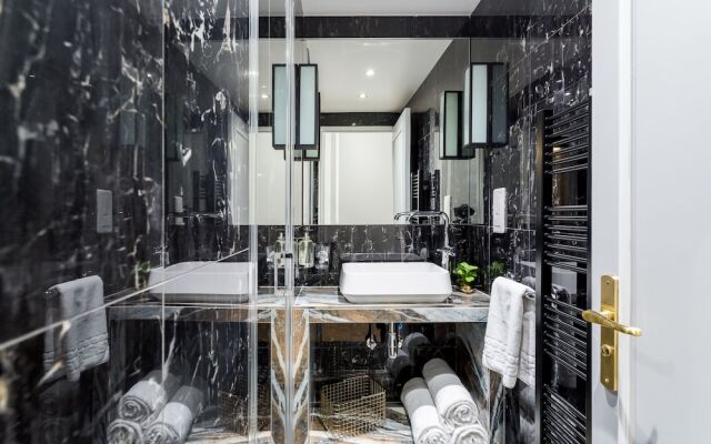Luxury & Spacious 5 Bedroom 3 Bathroom Notre Dame