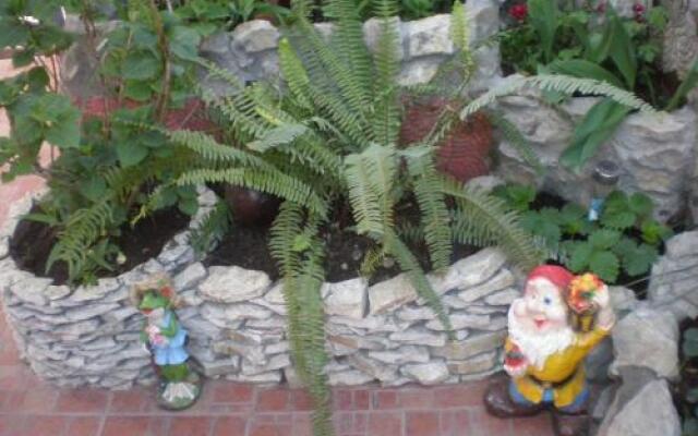 General Dbar Guest House