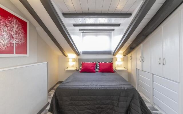 Rentalis Gran Vía - Luna