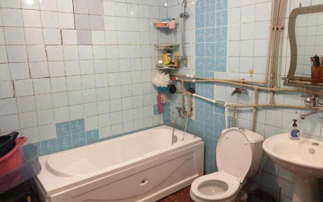 30 Elene Akhvlediani St, Tbilisi