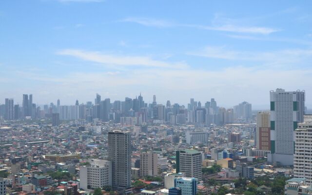 Sea Pearl Manila Suites