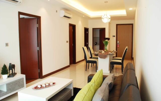 Paragon Serviced Suites @ Straits View