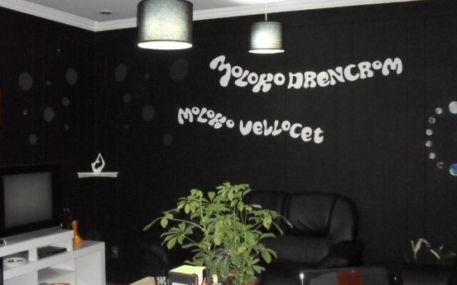 Laranja Mecânica Hostel & Pousada