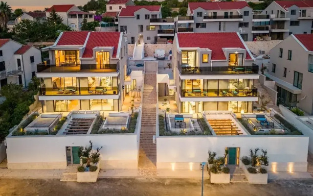 Sutivan Luxury Apartments