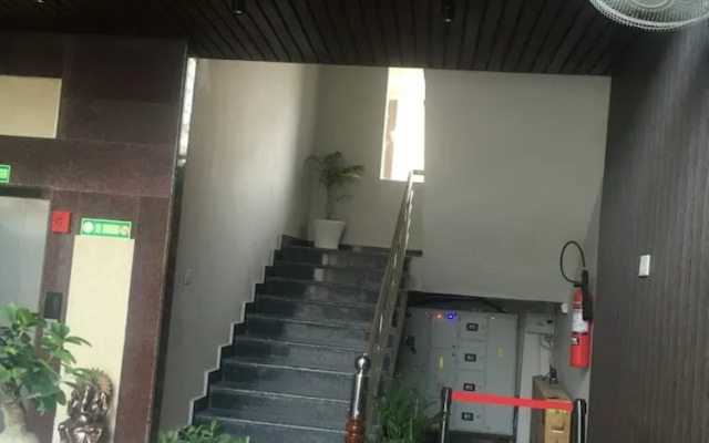 Goroomgo Singla Residency Kangra