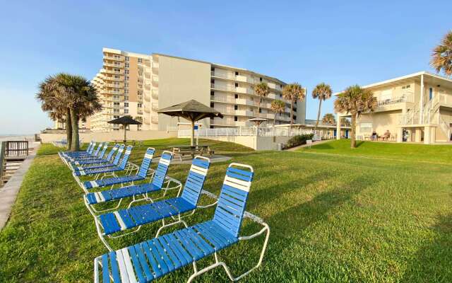 Ocean Court Beachfront Hotel