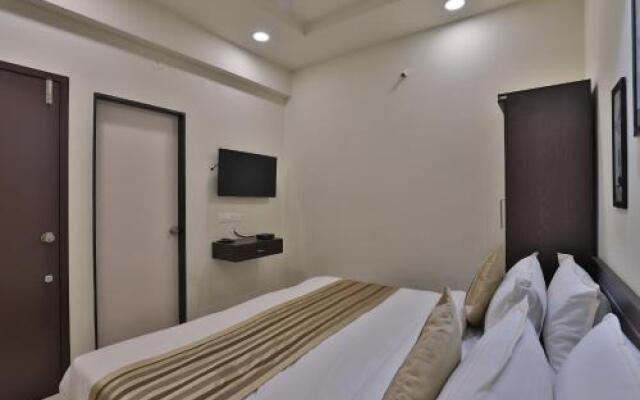 Oyo 29232 Hotel Nova Havana