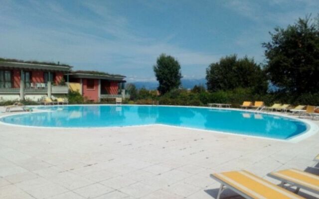 Desenzanoloft – Butterfly and Pools