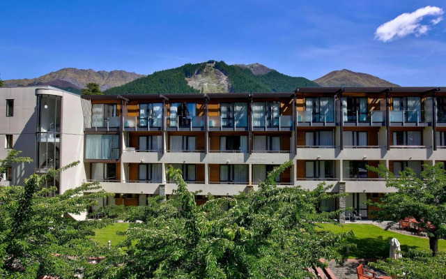 Novotel Queenstown Lakeside