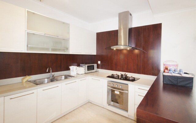 3 Bedroom at FX Sudirman by Travelio