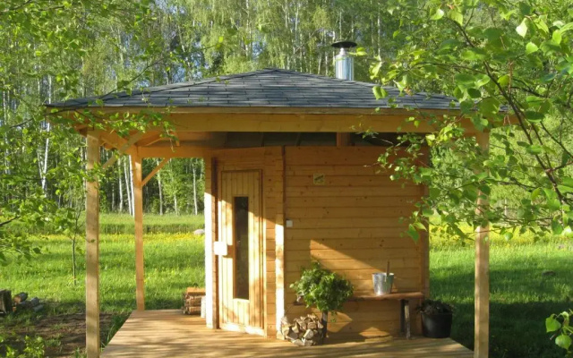 Pirtsmāja Laipas