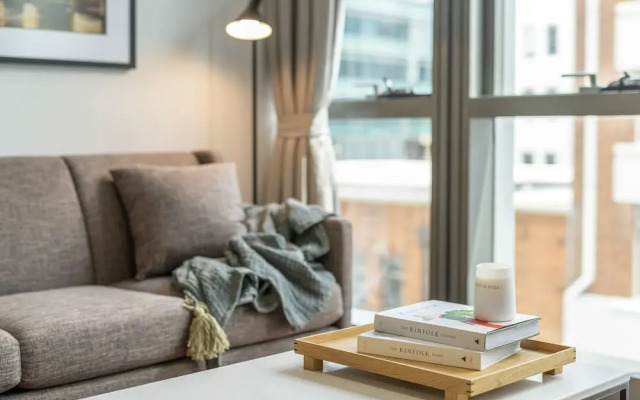 Meriton Suites Adelaide Street, Brisbane