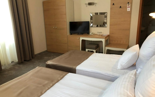 Anna Palace Hotel