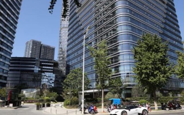 Suzhou Hupan Four Seasons Apartment – Outside – Suzhou