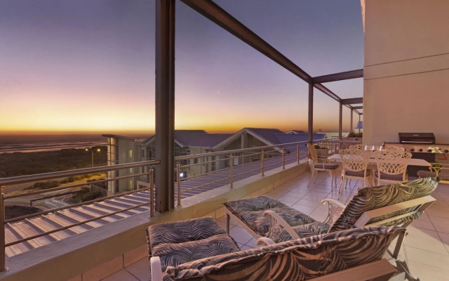 Penthouse F23 Seaside Village
