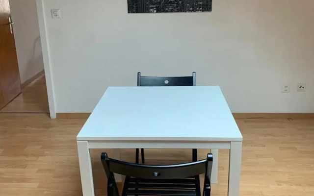 ZIMMERzuVERMIETEN in Deitingen Neumatt