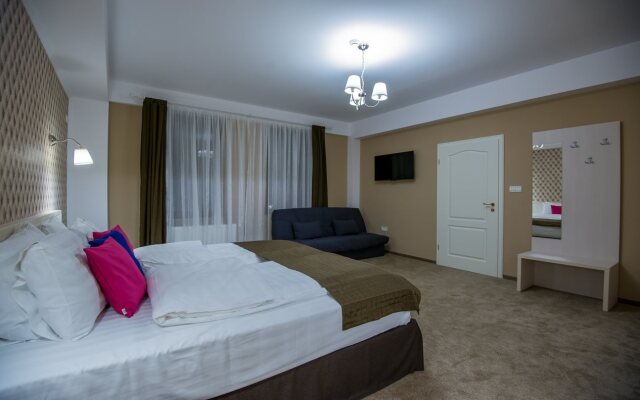 Pensiunea Holiday Villa