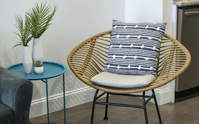 FRONTDESK 1910 E 7th Ave Apts Historic Ybor Tampa