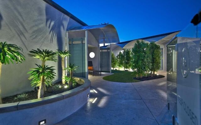 The Palms Springs Hotel