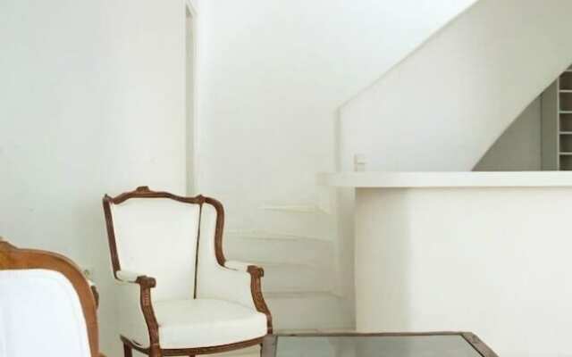 Villa Adonis
