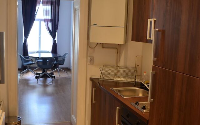 Soho Apartments - Little Soho
