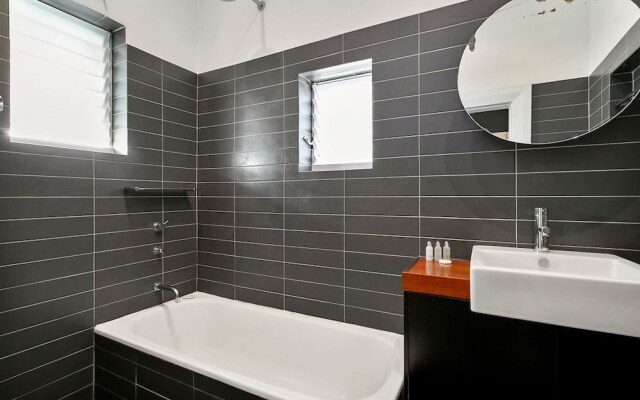 Jacques Avenue - A Bondi Beach Holiday Home