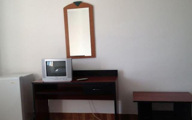 HOSTEL OLTENIA cm