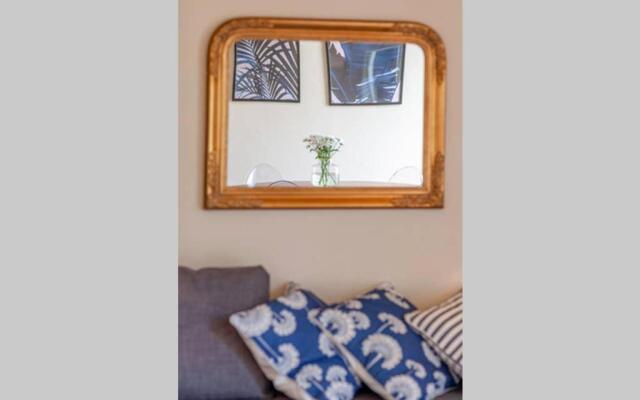 Santa Croce. Quiet, large and luminous loft