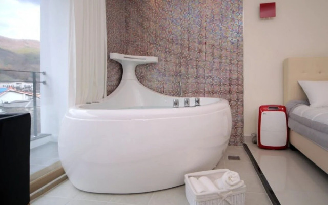 Chuncheon Beganwho Pension