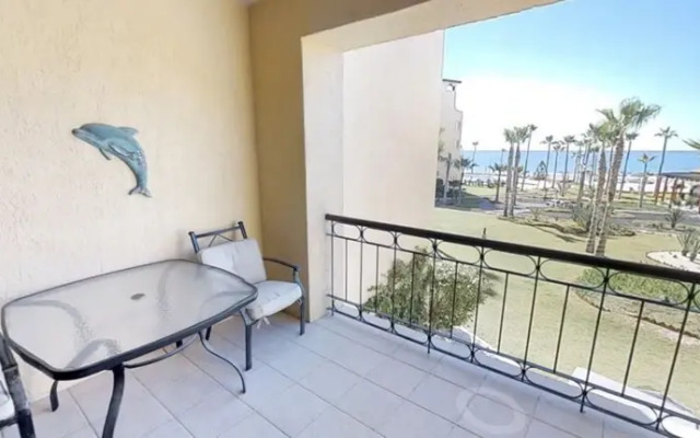 Princessa 1BR D 205-v by Casago