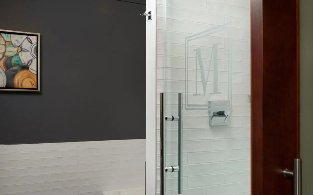 The Merrill Hotel, Muscatine, a Tribute Portfolio Hotel