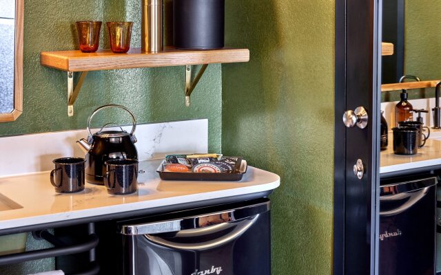 High Country Motor Lodge – Near NAU/Downtown