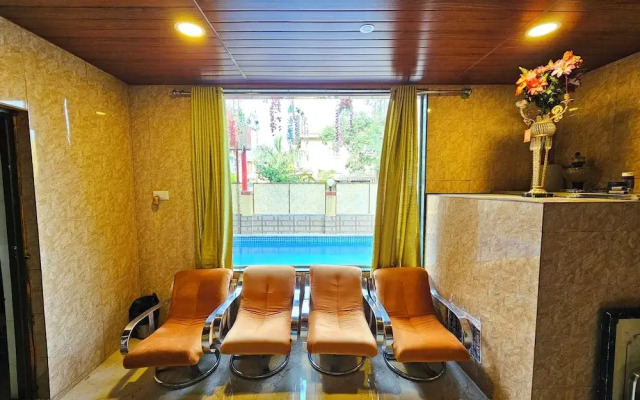 Mountain Majesty Villa