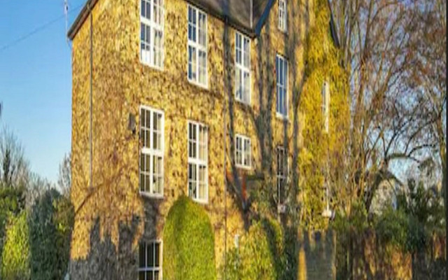 Pages Hotel  Guesthouse