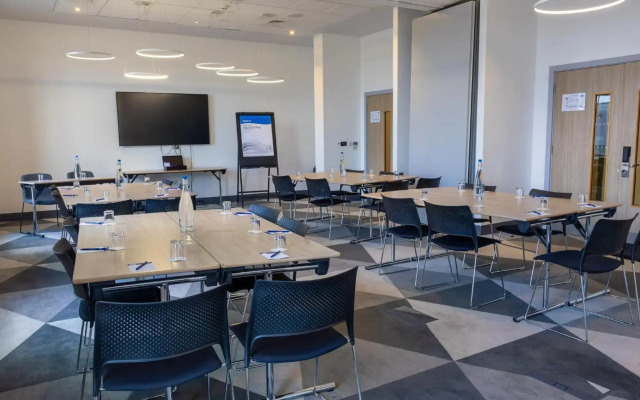 Holiday Inn Express Manchester - Trafford City by IHG
