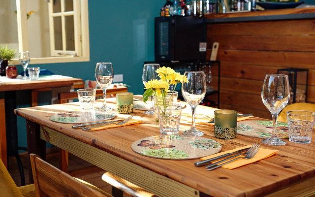 Anaté Beach Apartments, Mangel Alto