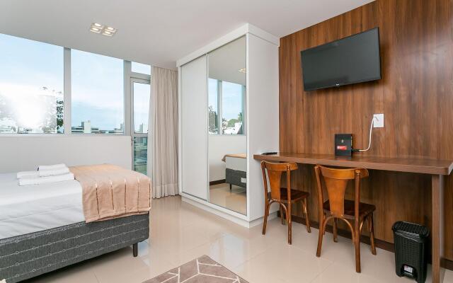 Vista mar com sacada no Centro #CA50