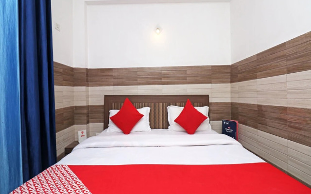 OYO 18916 Shyam Residency