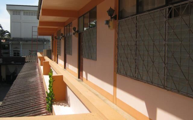 Sataya Apartment