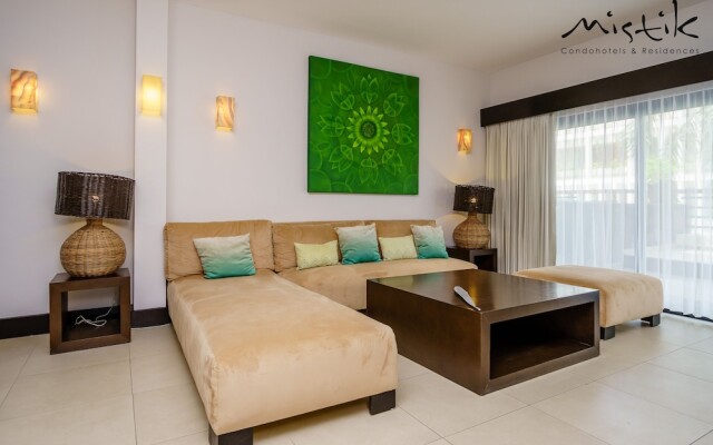 Aldea Thai Luxury By Mistik