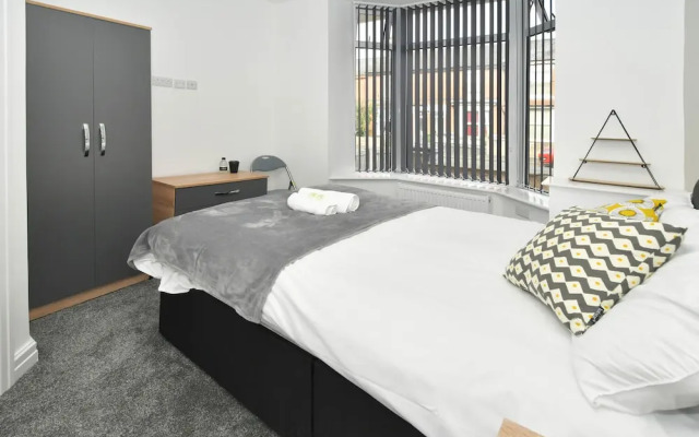 Townhouse@ 147 Westminster Street Crewe