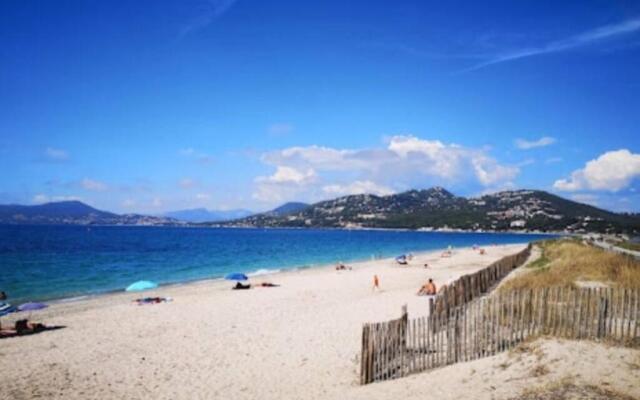 Appartement T3 agréable, proche centre et plage.