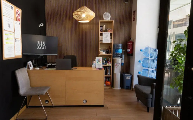 Siesta & Go - Hostel