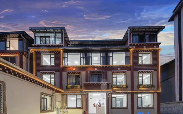 Kangding Xinyue Homestay