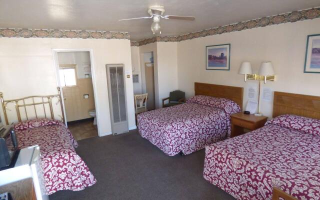 Rainbow Inn & Cottages
