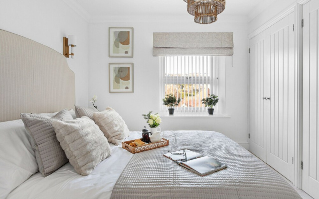 The Renoir Sea View Suite